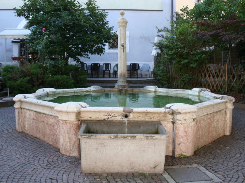 img-restaurierungen-brunnen-restaurierung-branzoll-restauro-fontana-branzolo-00-950