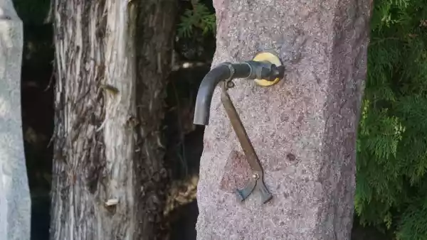 Rubinetto in rame e ottone forgiato a mano